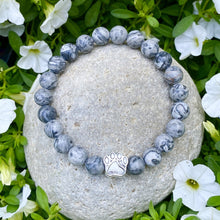 Load image into Gallery viewer, White Turquoise Stone Paw Bracelet