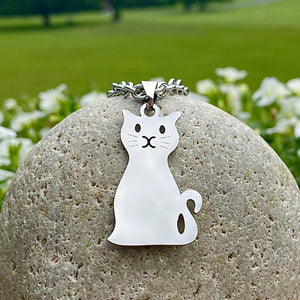 Sitting Cat Necklace